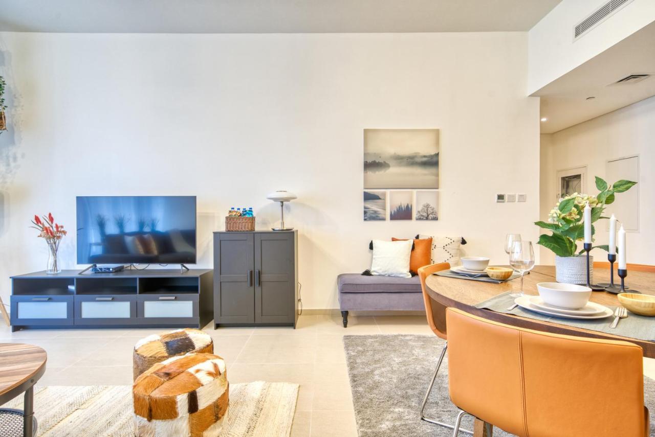 Incredible Views From This Classy Apt With Terrace Dubai Exterior photo