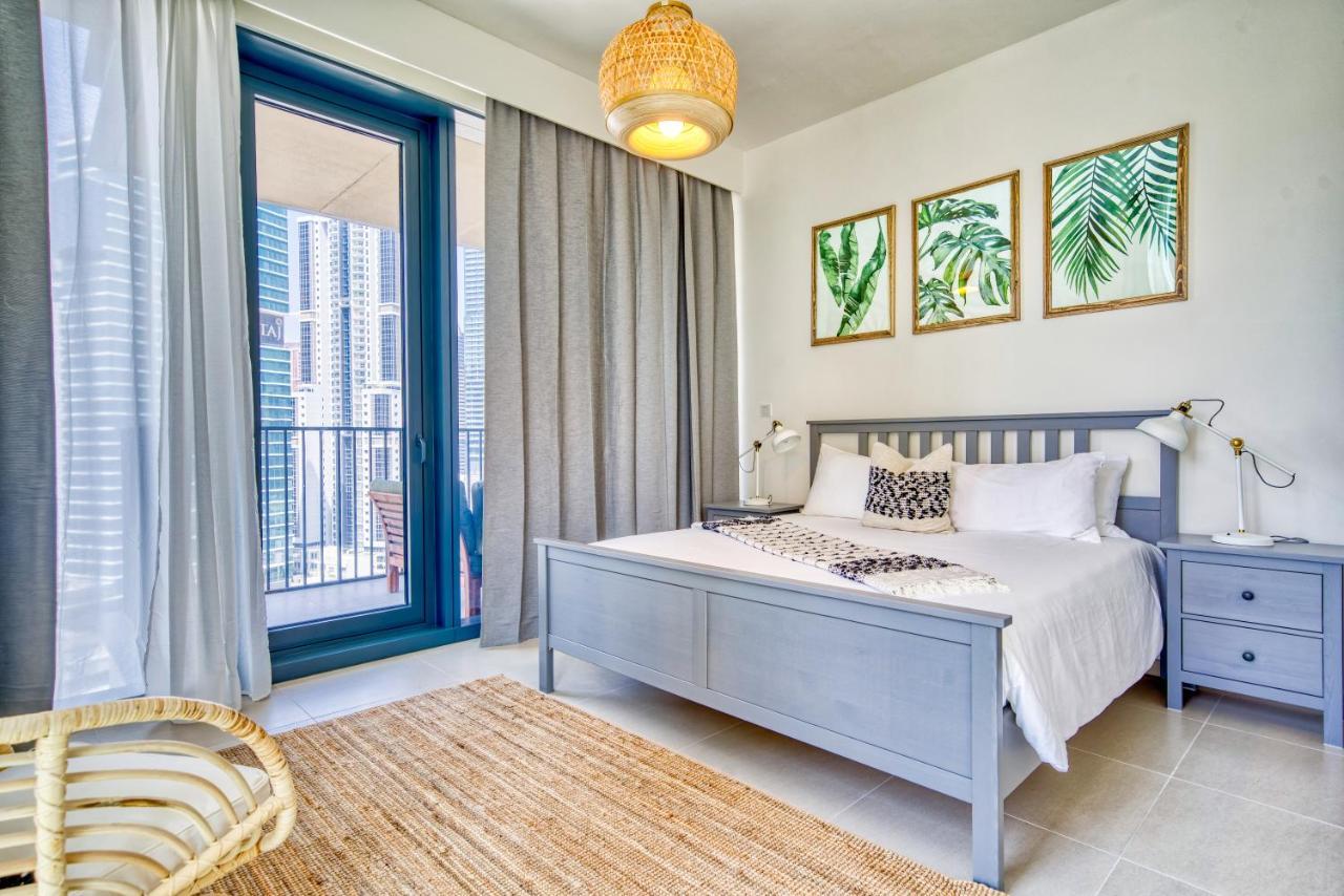 Incredible Views From This Classy Apt With Terrace Dubai Exterior photo