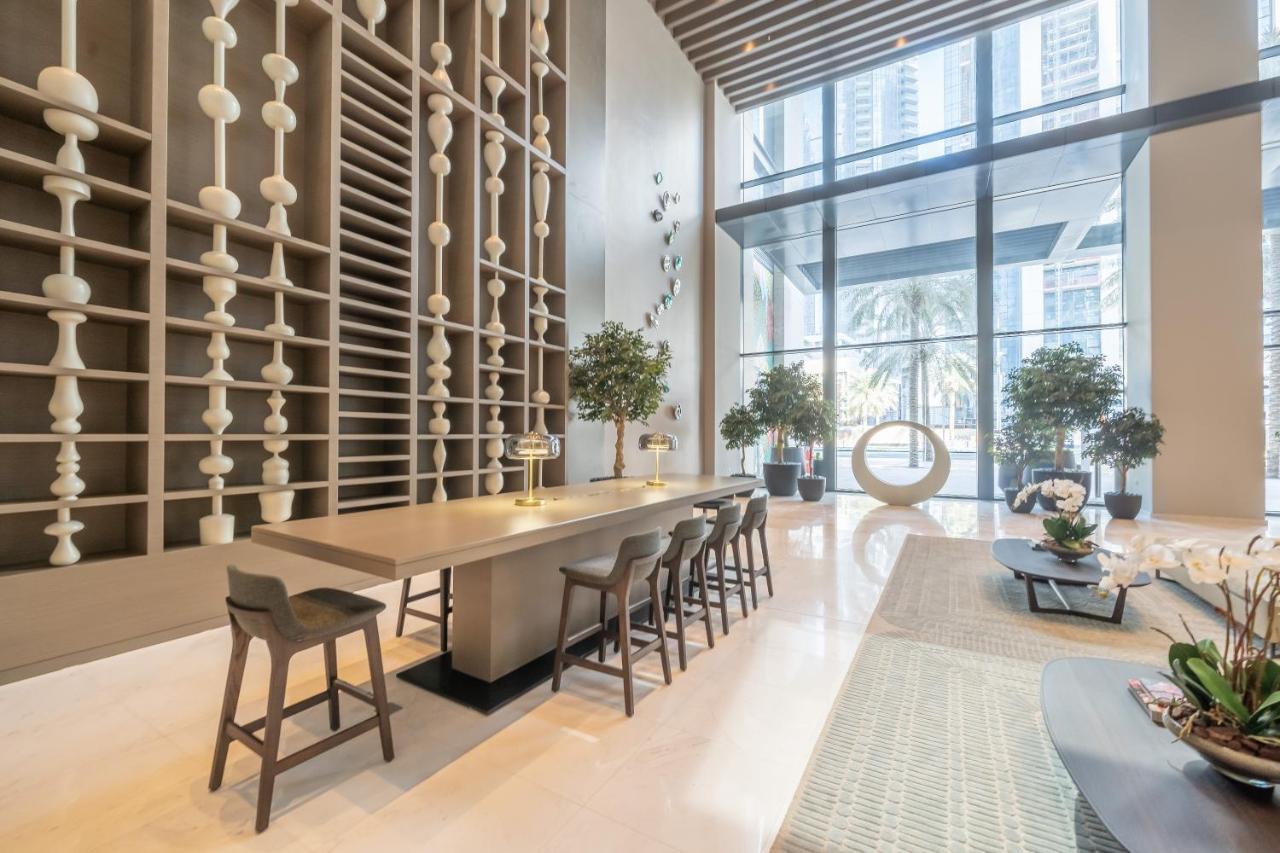 Incredible Views From This Classy Apt With Terrace Dubai Exterior photo
